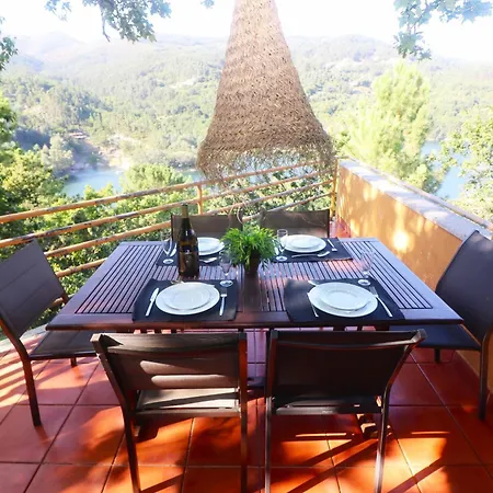 Casa Dos Filhos - Casas Do Rio By Geres Casas Holiday home Vieira do Minho